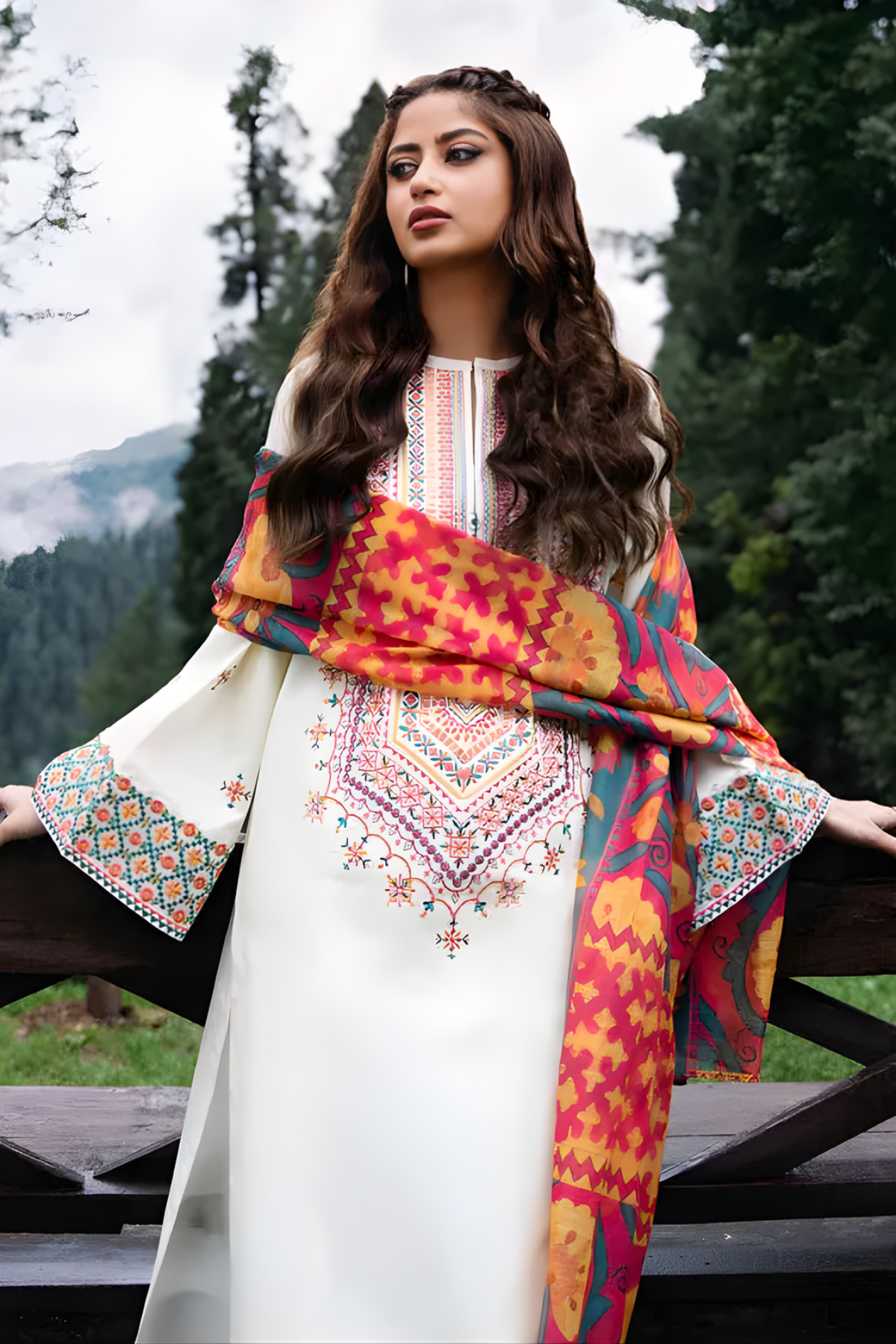 3PC Unstitched Khaddar Embroidered Shirt with Plain Dupatta and Trouser by Sapphire